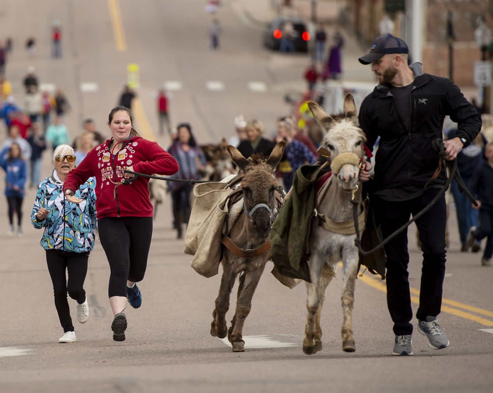 062419-news-DonkeyDerby 08.jpg